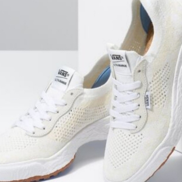 Vans UltraRange VR3 Skate Shoes womens Sneakers Color:True White New - Picture 6 of 7